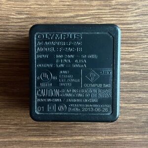 Olympus Imaging Corp AC Adapter Model: F-2AC-1B (w/o Cable)